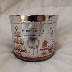 Bath & Body Works 3-wick Merry Cookie Candle